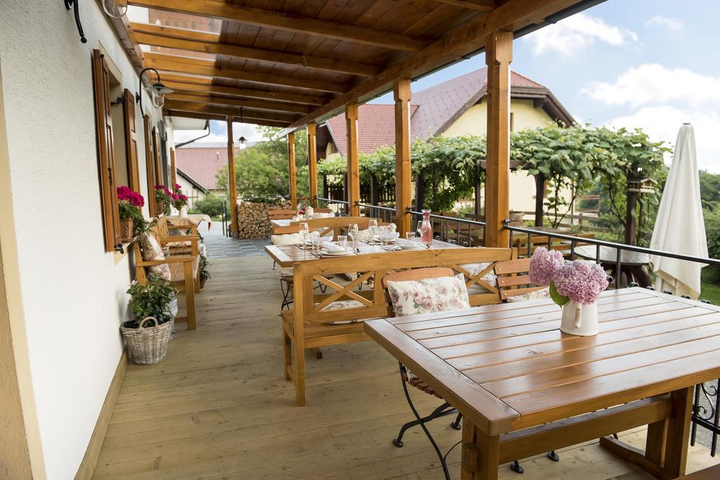 Tourist Farm Stern Pri Kovacniku Fram Ngoại thất bức ảnh